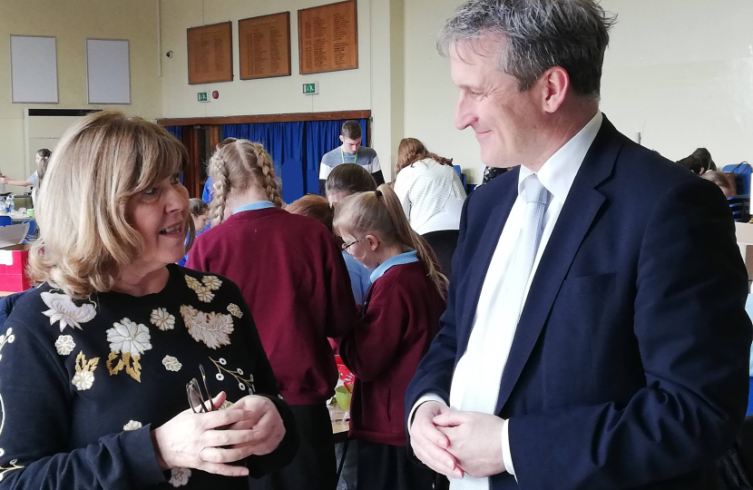 Damian Hinds