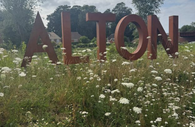 Alton town sign