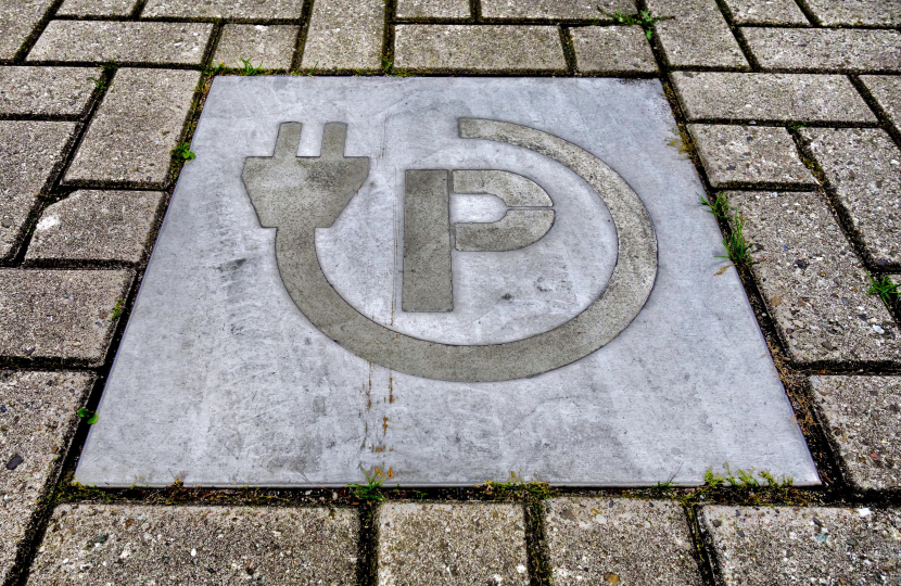 EV sign pixabay free image