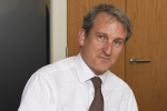 Damian Hinds