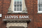 lloyds bank in petersfield