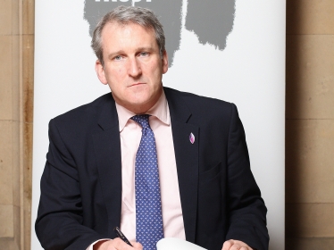 Damian Hinds