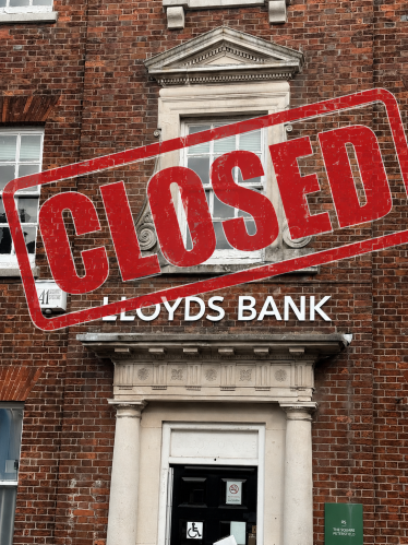VM lloyds bank image