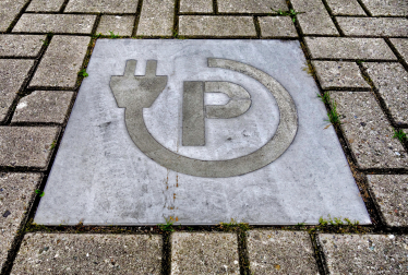 EV sign pixabay free image